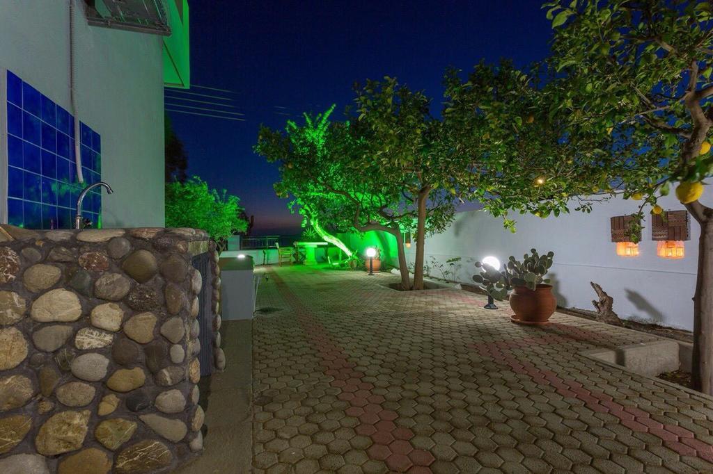 Villa Amor Pefki  Экстерьер фото
