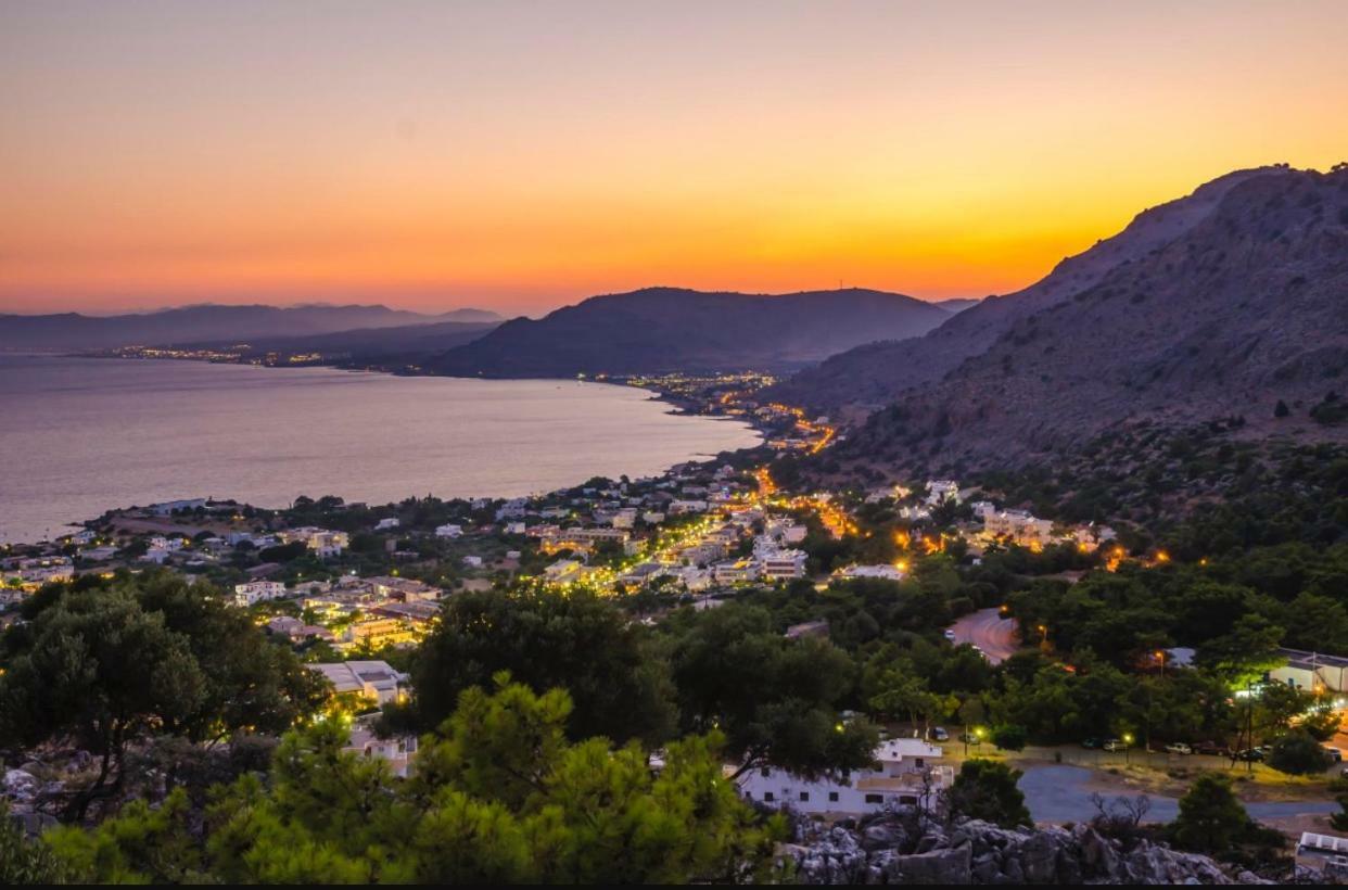 Villa Amor Pefki  Экстерьер фото